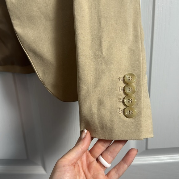The Limited Sz 2 Tall Suit Jacket tan - EUC with cute striped lining - Picture 4 of 6